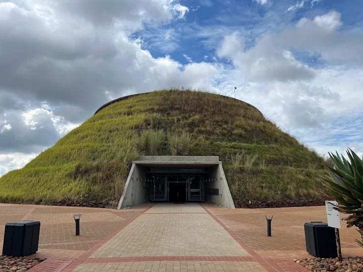 Maropeng and Sterkfontein Caves